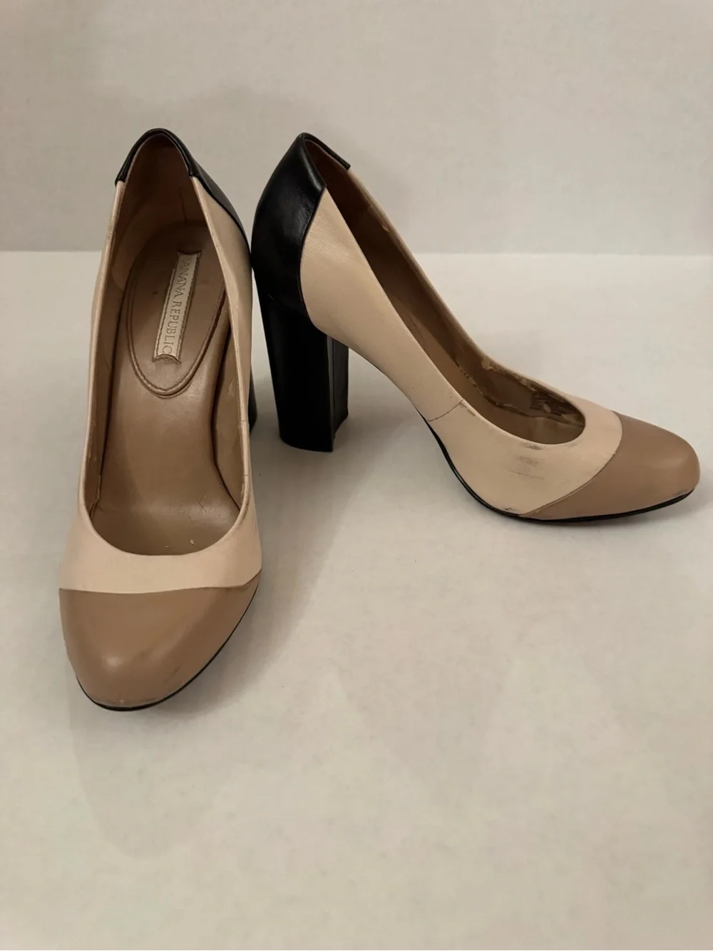 Banana Republic Beige, Taupe & Black Colorblock Block Heel Pumps - Picture 3 of 13